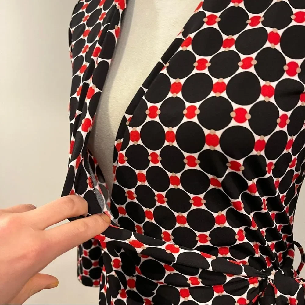 Reneec.‎ Polka Dot long sleeve Wrap Dress size small